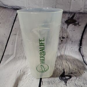 Herbalife Shaker Cups new